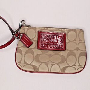 Vintage COACH Poppy Signature Jacquard Monogram Wristlet Red/Beige 6.5in x 4.5in